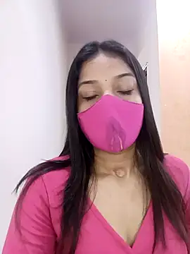 Cute Rakhi8 online show from April 28, 2026, 5:45 am