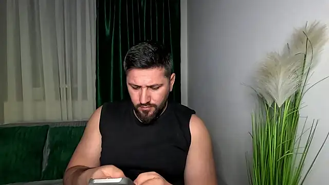 Snapshot of Gold_Alpha_Boy chatting on April 18, 2026, 7:07 pm Gold Alpha Boy online show from April 18, 2026, 7:07 pm