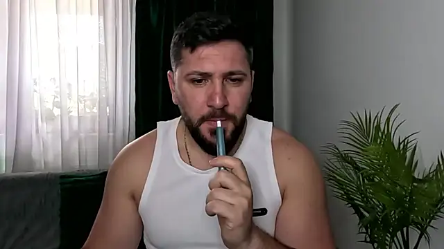 Snapshot of Gold_Alpha_Boy chatting on May 10, 2026, 12:54 pm Gold Alpha Boy online show from May 10, 2026, 12:54 pm