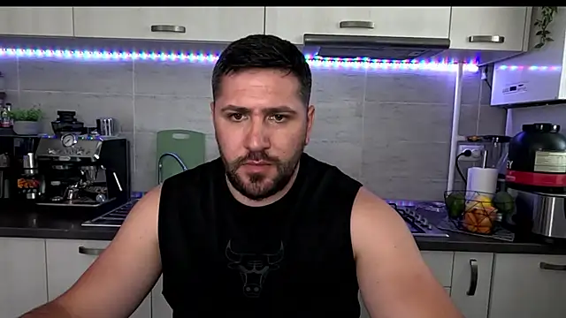 Gold Alpha Boy online show from June 18, 2026, 1:59 pm