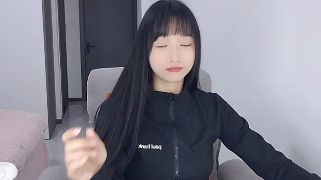 Lisa-3333 online show from December 21, 2025, 1:40 pm