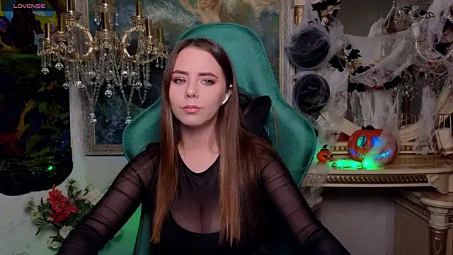 Snapshot of IvoryWood_ chatting on November 1, 2025, 5:04 pm IvoryWood online show from November 1, 2025, 5:04 pm