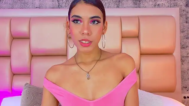 BellaHarper1 online show from September 11, 2025, 12:49 pm