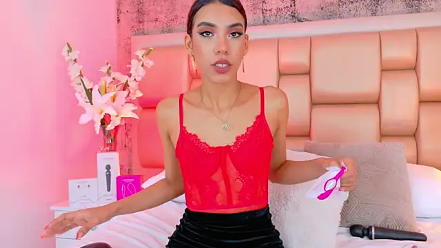 BellaHarper1 online show from October 5, 2025, 2:15 pm