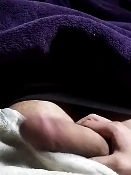 Snapshot of idhem___31 chatting on March 8, 2026, 1:26 pm idhem 31 online show from March 8, 2026, 1:26 pm