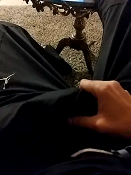 Snapshot of idhem___31 chatting on March 24, 2026, 8:36 pm idhem 31 online show from March 24, 2026, 8:36 pm