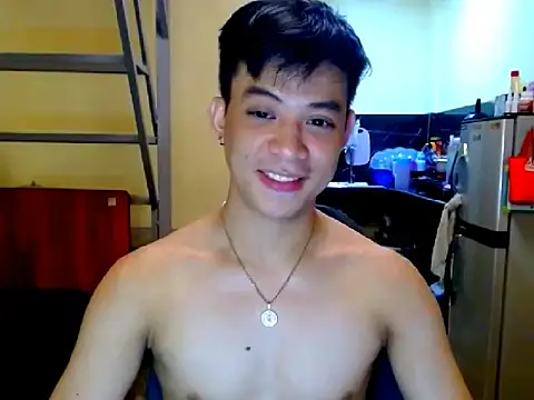 ASIANFULLYLOADEDCUM online show from August 7, 2026, 5:04 pm
