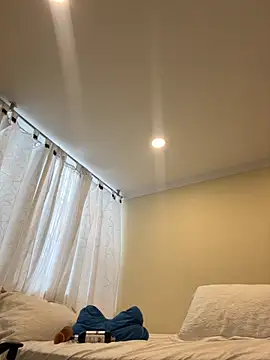 Im shopia online show from October 23, 2025, 4:17 pm