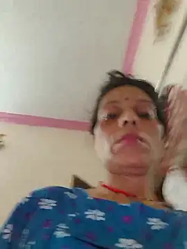 ISHANI-SINGH online show from September 18, 2025, 2:35 am