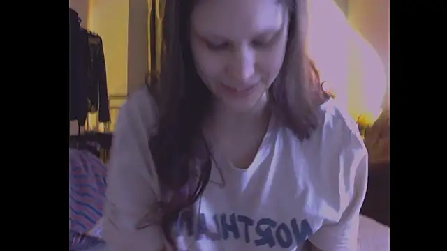 Lunliss online show from July 23, 2026, 11:57 pm