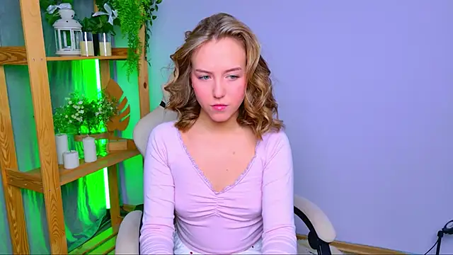 CindySparkl online show from February 20, 2026, 4:31 am