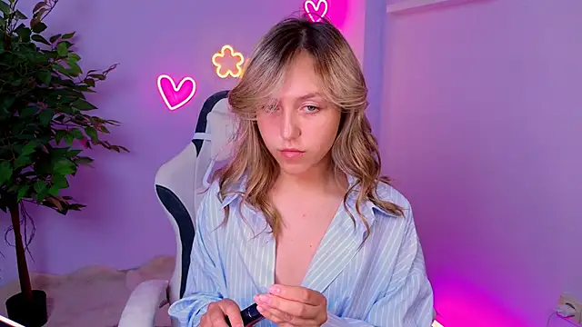 CindySparkl online show from June 27, 2026, 3:11 am