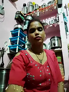 Snapshot of Cut_ragni chatting on September 18, 2025, 5:15 pm Cut ragni online show from September 18, 2025, 5:15 pm