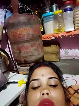 Snapshot of Cut_ragni chatting on September 24, 2025, 5:16 pm Cut ragni online show from September 24, 2025, 5:16 pm