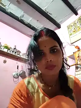 Snapshot of Cut_ragni chatting on October 2, 2025, 11:06 am Cut ragni online show from October 2, 2025, 11:06 am