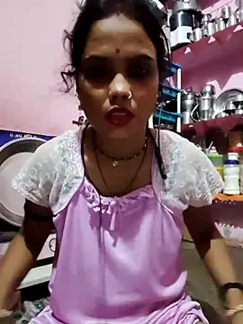 Snapshot of Cut_ragni chatting on October 4, 2025, 6:50 pm Cut ragni online show from October 4, 2025, 6:50 pm