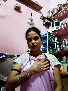 Snapshot of Cut_ragni chatting on October 11, 2025, 5:22 pm Cut ragni online show from October 11, 2025, 5:22 pm