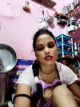 Snapshot of Cut_ragni chatting on October 14, 2025, 4:52 pm Cut ragni online show from October 14, 2025, 4:52 pm