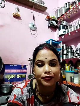 Snapshot of Cut_ragni chatting on October 15, 2025, 5:35 pm Cut ragni online show from October 15, 2025, 5:35 pm