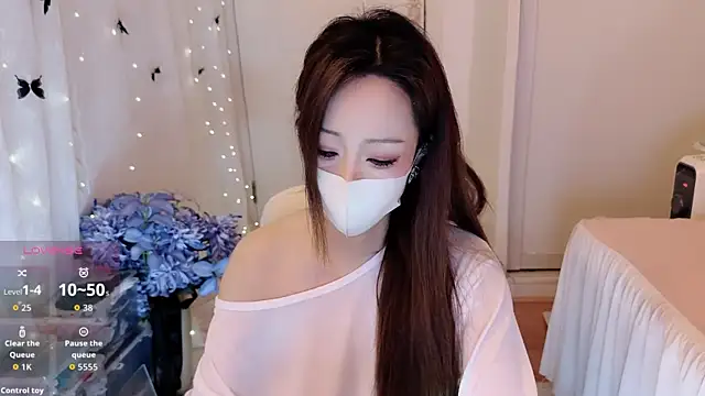 Snapshot of charlotte520 chatting on March 8, 2026, 11:41 pm charlotte520 online show from March 8, 2026, 11:41 pm