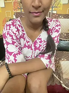 mickle james online show from March 22, 2026, 6:44 pm