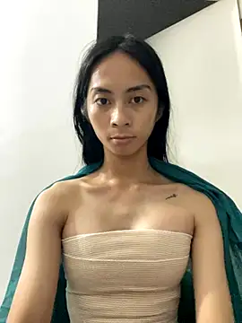 AlmiraFhaye online show from October 13, 2025, 2:44 am