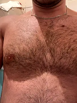 Snapshot of Cruel00 chatting on October 3, 2025, 5:32 pm Cruel00 online show from October 3, 2025, 5:32 pm