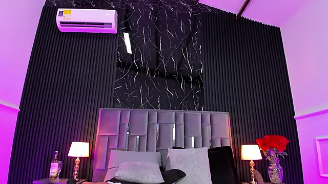 Snapshot of Bigsexxyass chatting on July 4, 2026, 6:08 am Bigsexxyass online show from July 4, 2026, 6:08 am