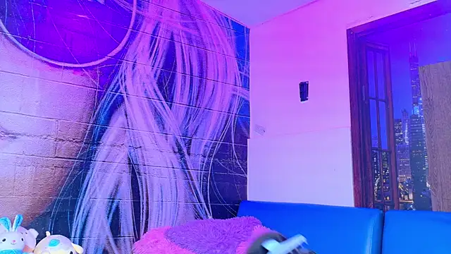 Giaa rossi online show from May 27, 2026, 2:14 pm