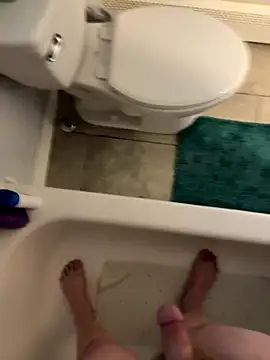 Snapshot of Buck2000 chatting on September 17, 2025, 9:16 pm Buck2000 online show from September 17, 2025, 9:16 pm