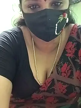 Snapshot of yoga-mithraa chatting on March 4, 2026, 4:57 pm yoga-mithraa online show from March 4, 2026, 4:57 pm