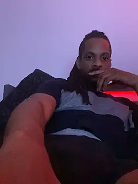 Taydagr8 online show from December 21, 2025, 8:43 am