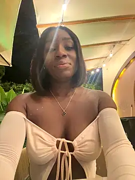 Snapshot of ZoeMorettii_ chatting on November 8, 2025, 12:22 am ZoeMorettii online show from November 8, 2025, 12:22 am