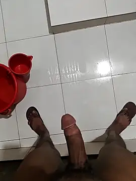 obin112233 online show from April 1, 2026, 7:00 pm