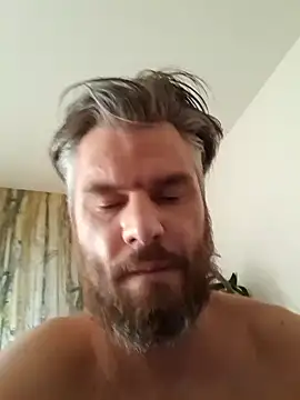 balkanbosna1122 online show from September 22, 2025, 3:25 pm