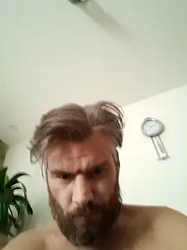 balkanbosna1122 online show from September 23, 2025, 1:47 pm