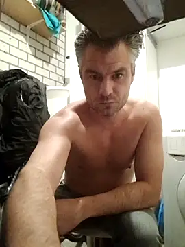 balkanbosna1122 online show from October 10, 2025, 2:38 pm