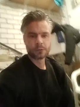 balkanbosna1122 online show from November 3, 2025, 10:10 pm