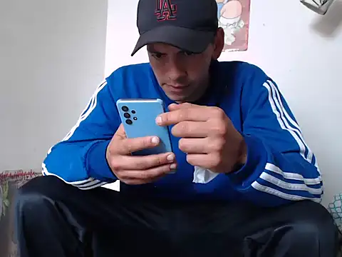 Snapshot of Thomasjons_ chatting on September 9, 2025, 3:00 pm Thomasjons  online show from September 9, 2025, 3:00 pm