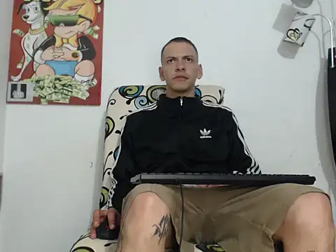 Snapshot of Thomasjons_ chatting on September 18, 2025, 1:40 am Thomasjons  online show from September 18, 2025, 1:40 am