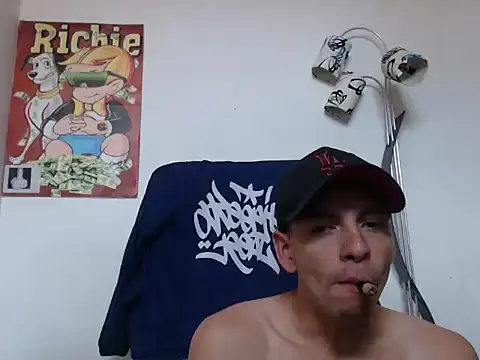 Snapshot of Thomasjons_ chatting on October 1, 2025, 4:02 pm Thomasjons  online show from October 1, 2025, 4:02 pm