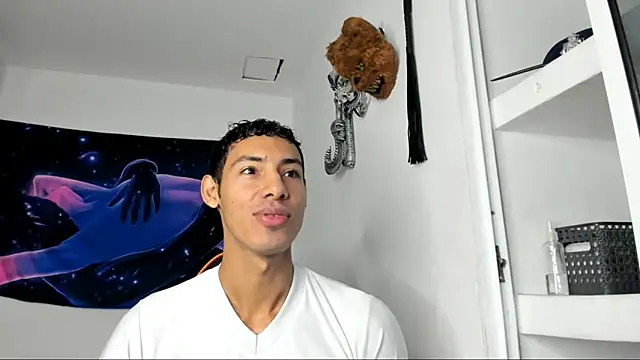 Snapshot of jhosep_hamilton chatting on October 13, 2025, 11:43 am jhosep hamilton online show from October 13, 2025, 11:43 am
