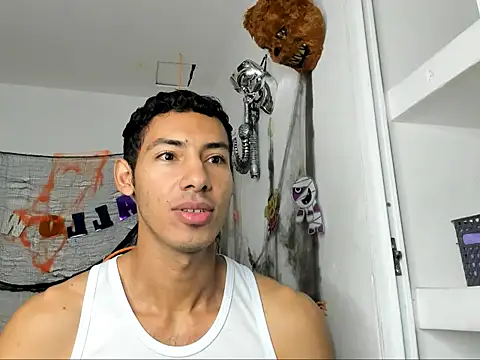 Snapshot of jhosep_hamilton chatting on October 24, 2025, 11:39 am jhosep hamilton online show from October 24, 2025, 11:39 am