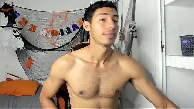 Snapshot of jhosep_hamilton chatting on October 26, 2025, 6:47 pm jhosep hamilton online show from October 26, 2025, 6:47 pm