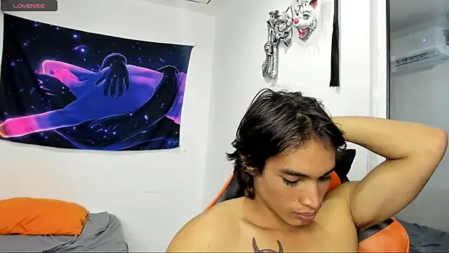 Snapshot of kenshi_roa chatting on September 27, 2025, 2:27 am kenshi roa online show from September 27, 2025, 2:27 am