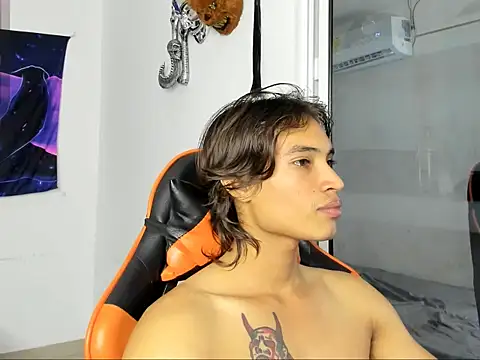 Snapshot of kenshi_roa chatting on October 12, 2025, 3:27 am kenshi roa online show from October 12, 2025, 3:27 am