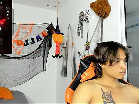 Snapshot of kenshi_roa chatting on October 21, 2025, 2:34 am kenshi roa online show from October 21, 2025, 2:34 am