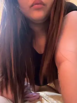 cumwetmebaby online show from June 14, 2026, 8:27 am