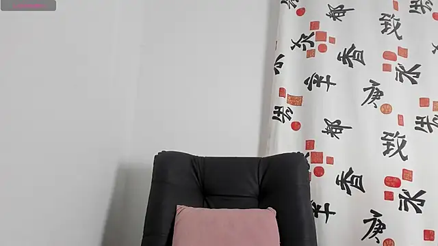 axel davis  online show from January 18, 2026, 2:37 am