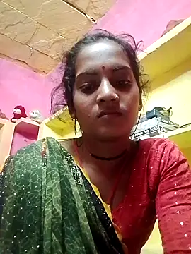 Snapshot of Hot_bbbb chatting on October 6, 2025, 2:36 pm Hot bbbb online show from October 6, 2025, 2:36 pm